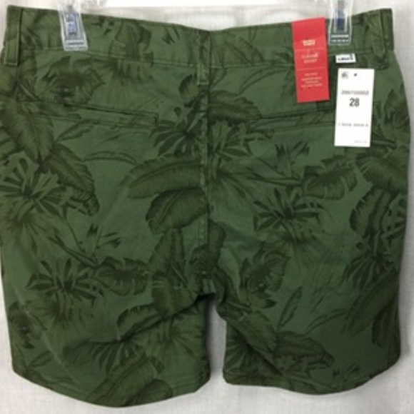 NWT Levi's Classic Leaf Pattern Shorts Olive Grn 6 - Picture 2 of 6